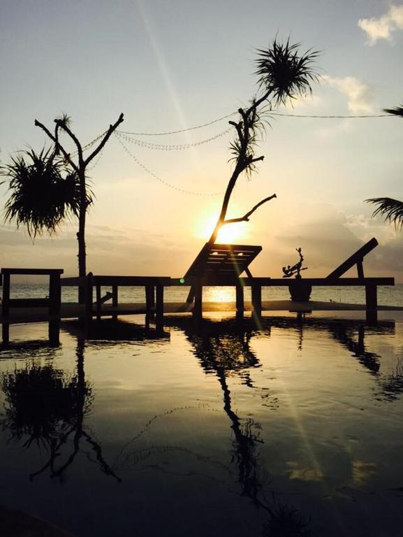 Mr. Black Resort Haad Rin Ngoại thất bức ảnh