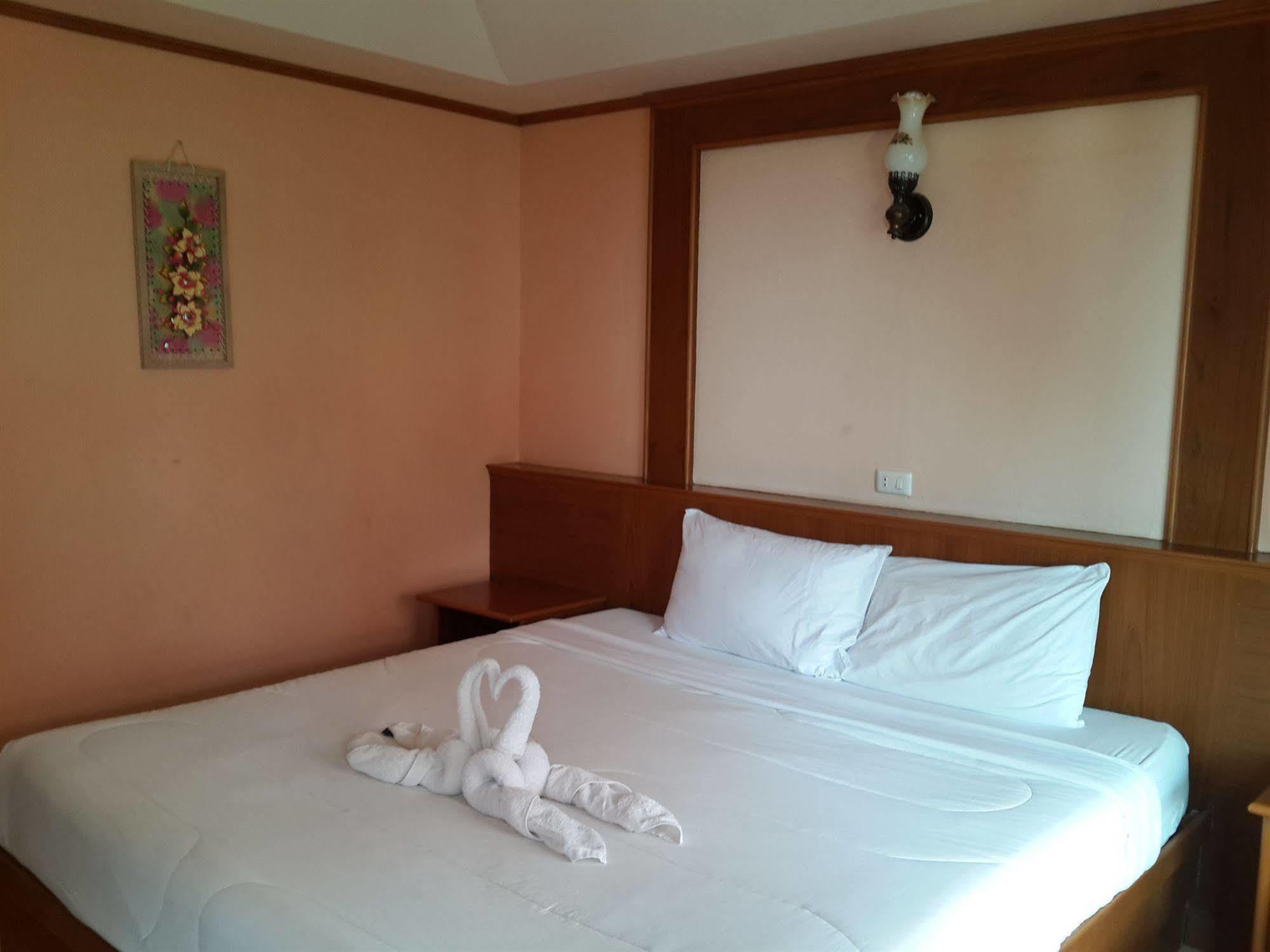 Mr. Black Resort Haad Rin Ngoại thất bức ảnh