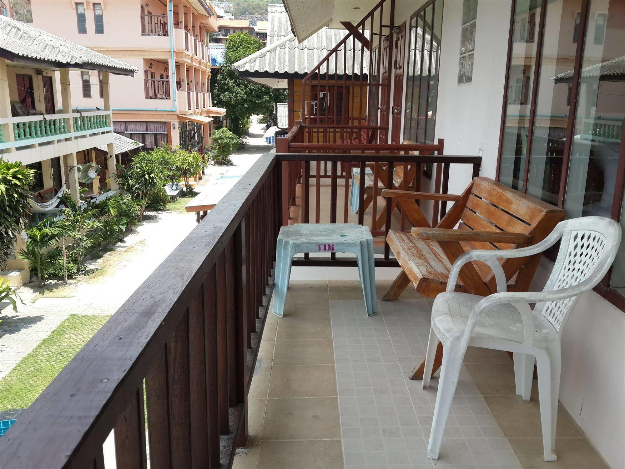 Mr. Black Resort Haad Rin Ngoại thất bức ảnh